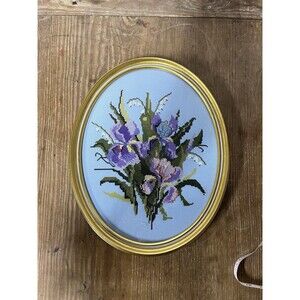 Vintage Oval Needlepoint Cross-stitch Flowers Floral In Frame